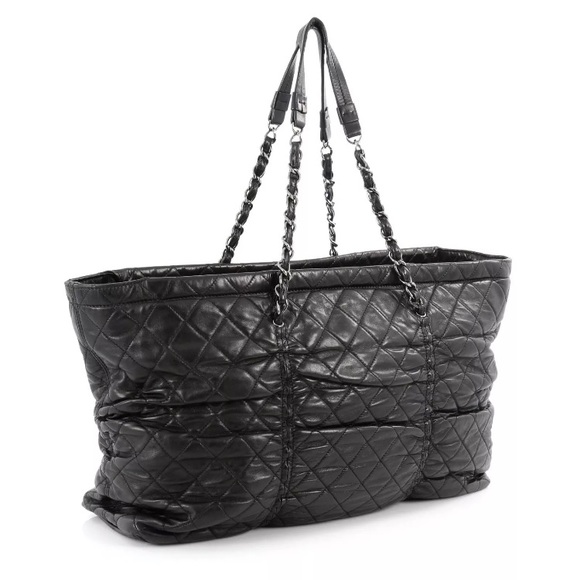 AUTHENTIC CHANEL SHARPEI TOTE LAMBSKIN BAG $2500 - Picture 2 of 5